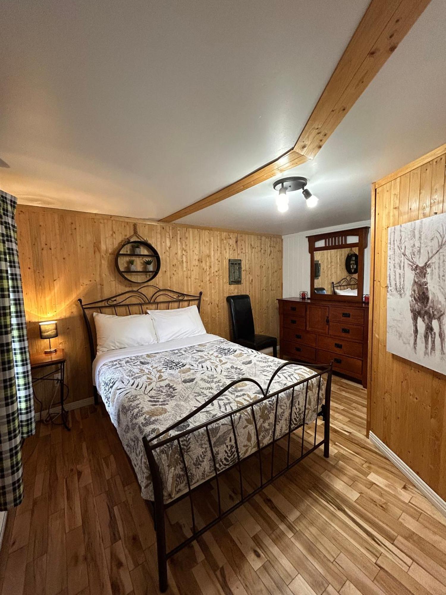 Camping Chalets Spas Pignons Rouges Saint Romain Esterno foto